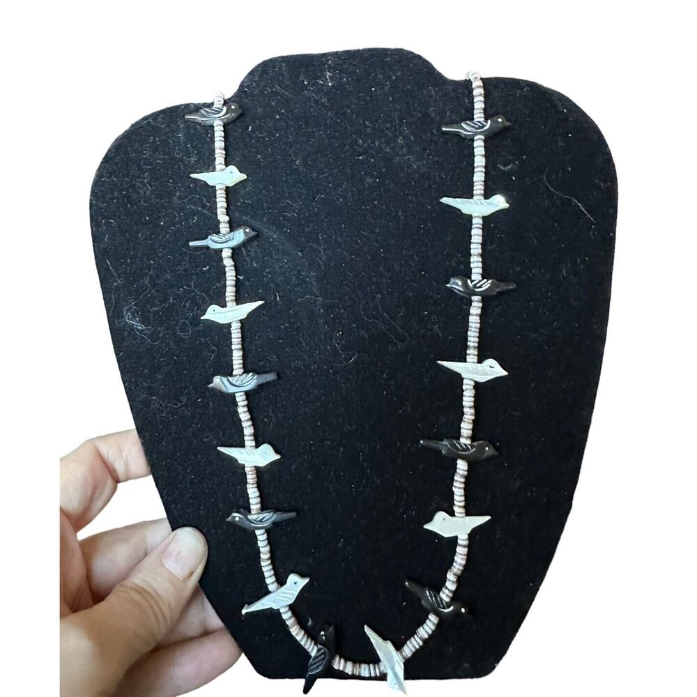 Zuni Fish Fetish Shell Necklace Alternating Black And White Birds New Mexico VTG